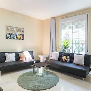 Gr2-large Groups Apt-walking Distance To Old Town Apartamento Málaga